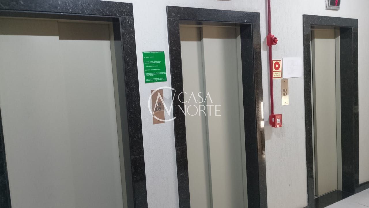 Sala Comercial à venda com 1 quarto, 38m², Rua dos Andradas no bairro Centro em Porto Alegre