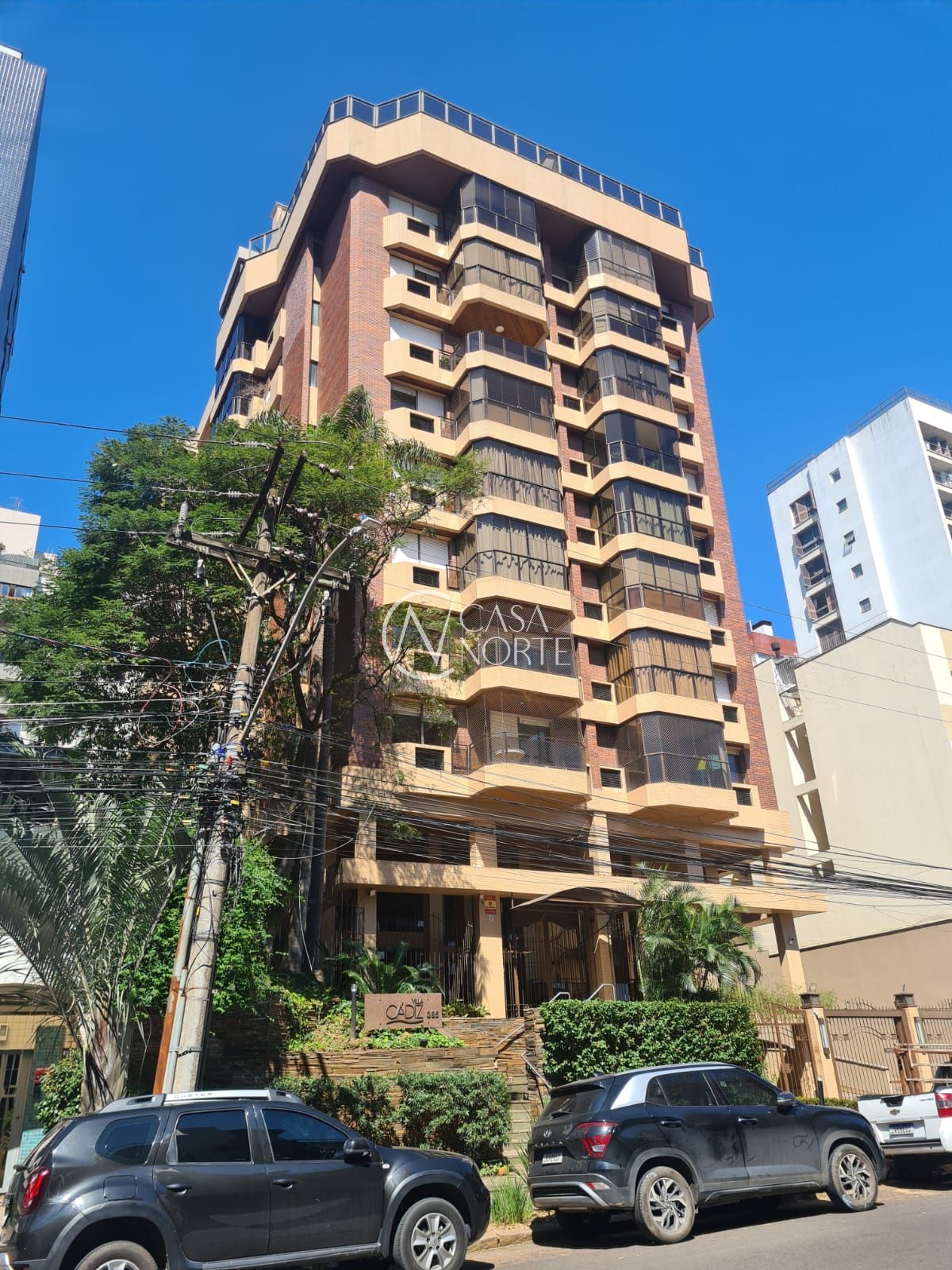 Apartamento à venda com 3 quartos, 189m², 1 suíte, 2 vagas, Rua Pedro Ivo no bairro Mont Serrat em Porto Alegre
