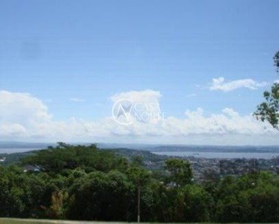 Terreno à venda  com 10000m², Rua Amapá no bairro Vila Nova em Porto Alegre