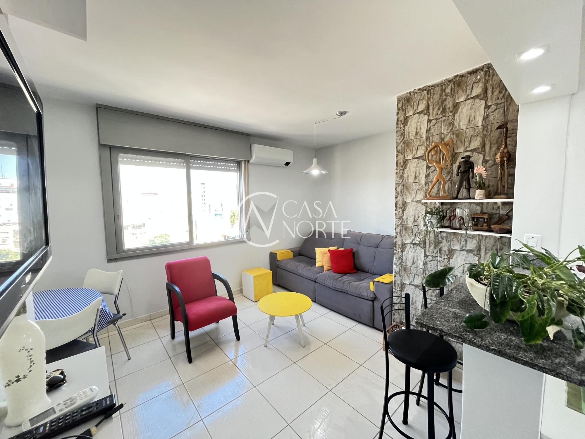 Apartamento à venda com 2 quartos, 68m², 1 vaga, Avenida João Pessoa no bairro Centro Histórico em Porto Alegre