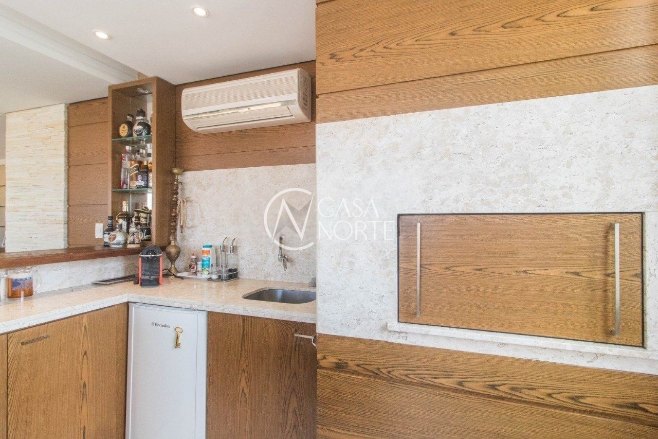 Apartamento à venda com 3 quartos, 169m², 3 suítes, 3 vagas, Rua Cabral no bairro Rio Branco em Porto Alegre