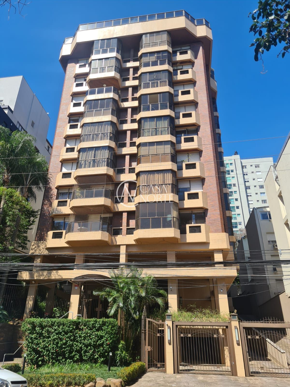 Apartamento à venda com 3 quartos, 189m², 1 suíte, 2 vagas, Rua Pedro Ivo no bairro Mont Serrat em Porto Alegre