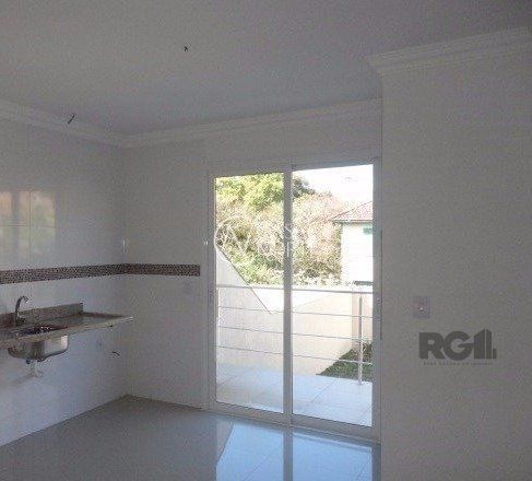 Casa à venda com 3 quartos, 159m², 1 suíte, 2 vagas, Rua Francelicio Porto no bairro Jardim Sabará em Porto Alegre