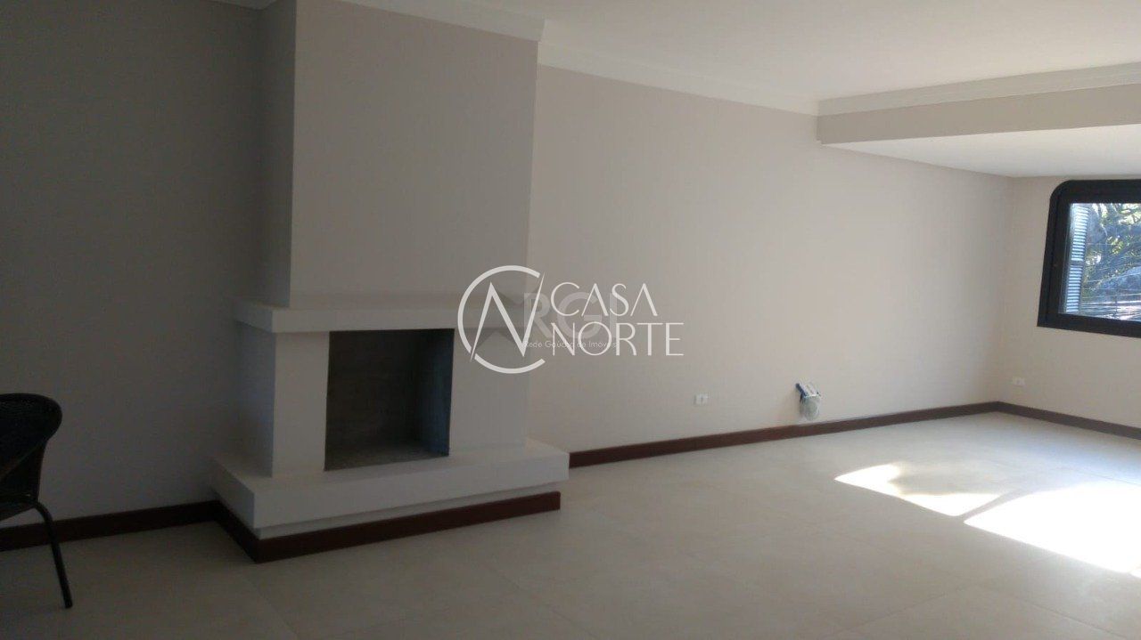 Casa à venda com 4 quartos, 204m², 1 suíte, 2 vagas, Rua Curupaiti no bairro Cristal em Porto Alegre