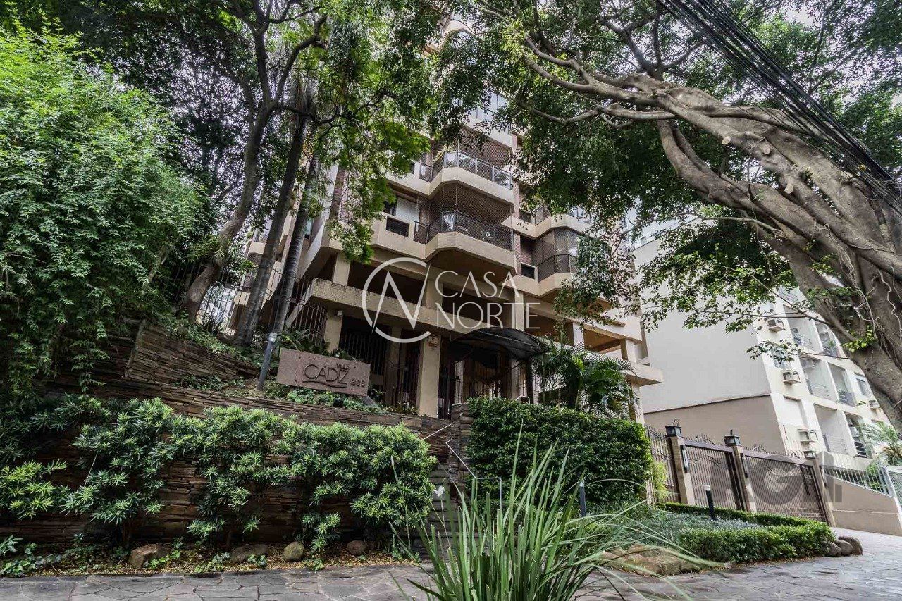 Apartamento à venda com 3 quartos, 189m², 1 suíte, 2 vagas, Rua Pedro Ivo no bairro Mont Serrat em Porto Alegre