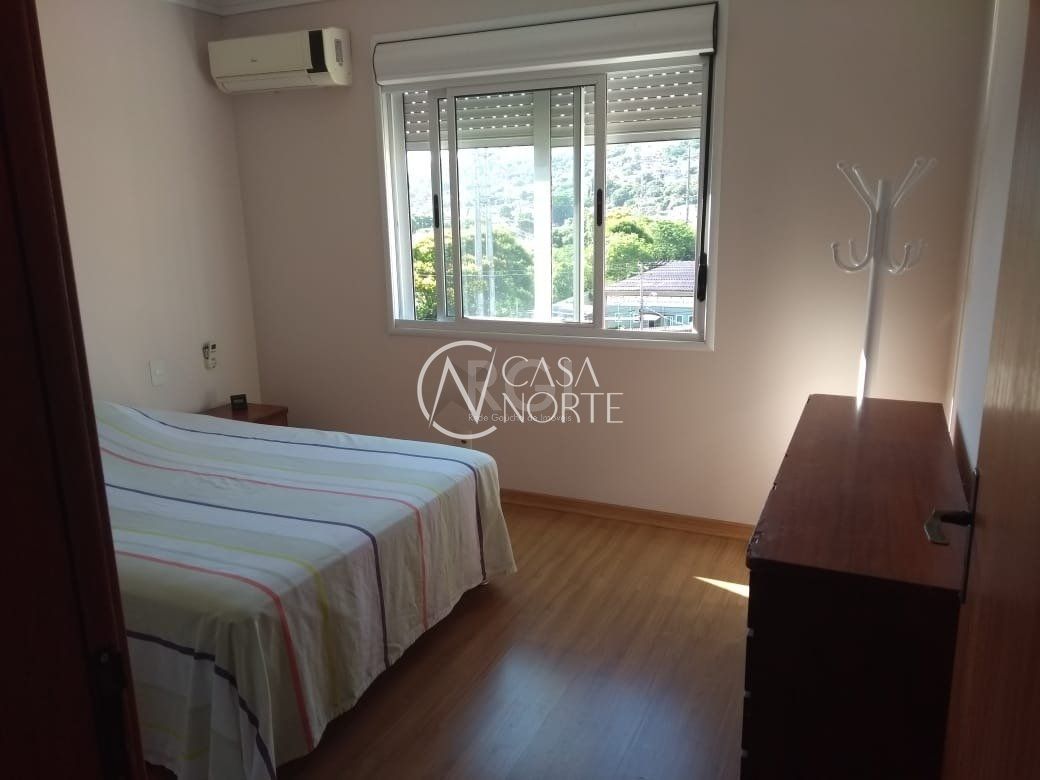 Apartamento à venda com 3 quartos, 73m², 1 suíte, 1 vaga, Rua Padre Todesco no bairro Partenon em Porto Alegre