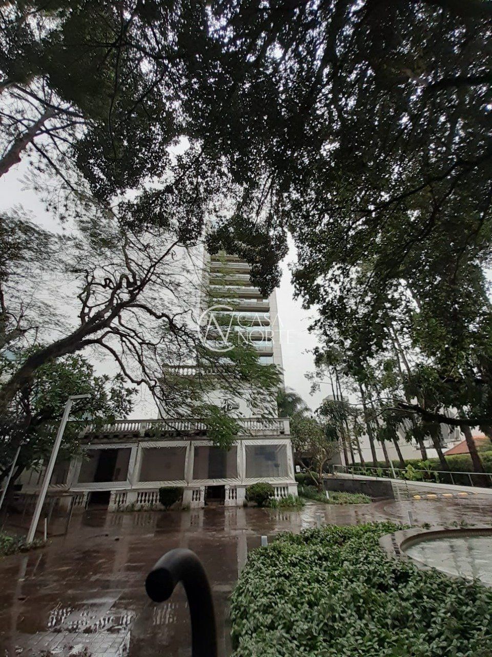 Sala Comercial à venda , Avenida Getúlio Vargas no bairro Menino Deus em Porto Alegre