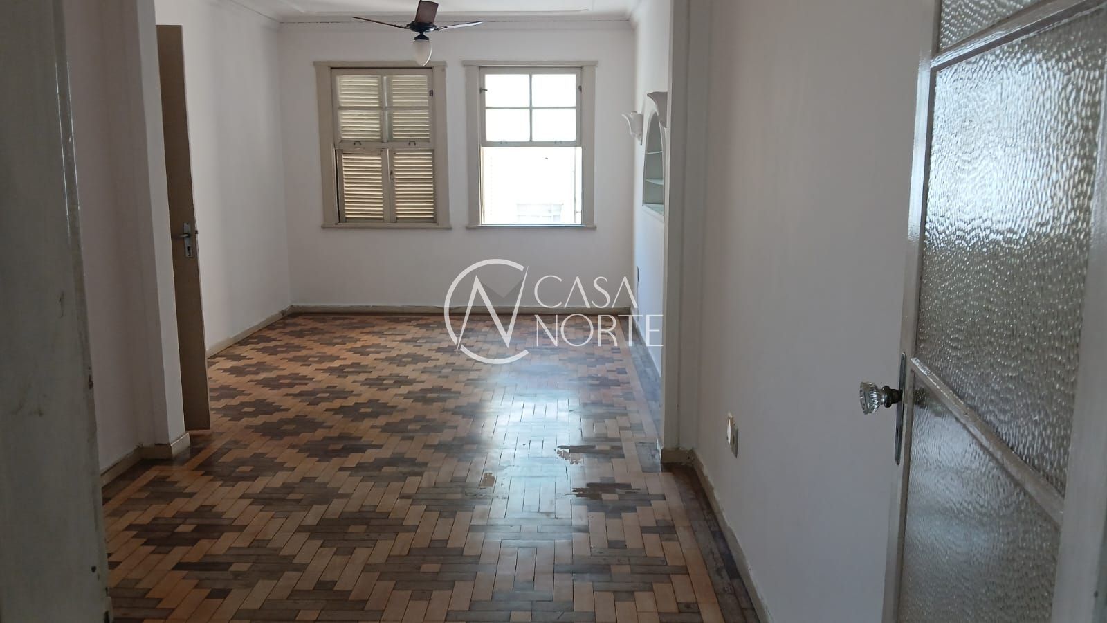 Apartamento à venda com 3 quartos, 159m², Avenida Osvaldo Aranha no bairro Bom Fim em Porto Alegre