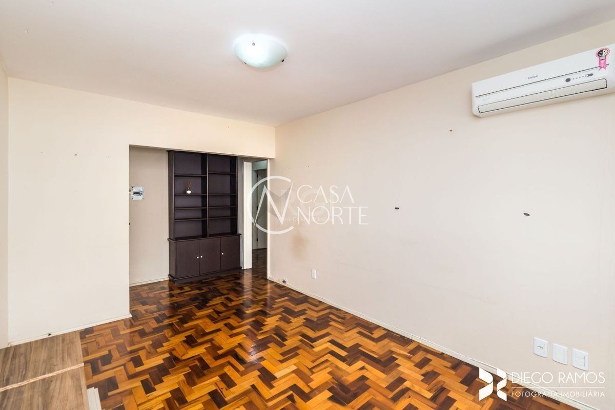 Apartamento à venda com 3 quartos, 82m², 1 suíte, 1 vaga, Rua Silveiro no bairro Menino Deus em Porto Alegre