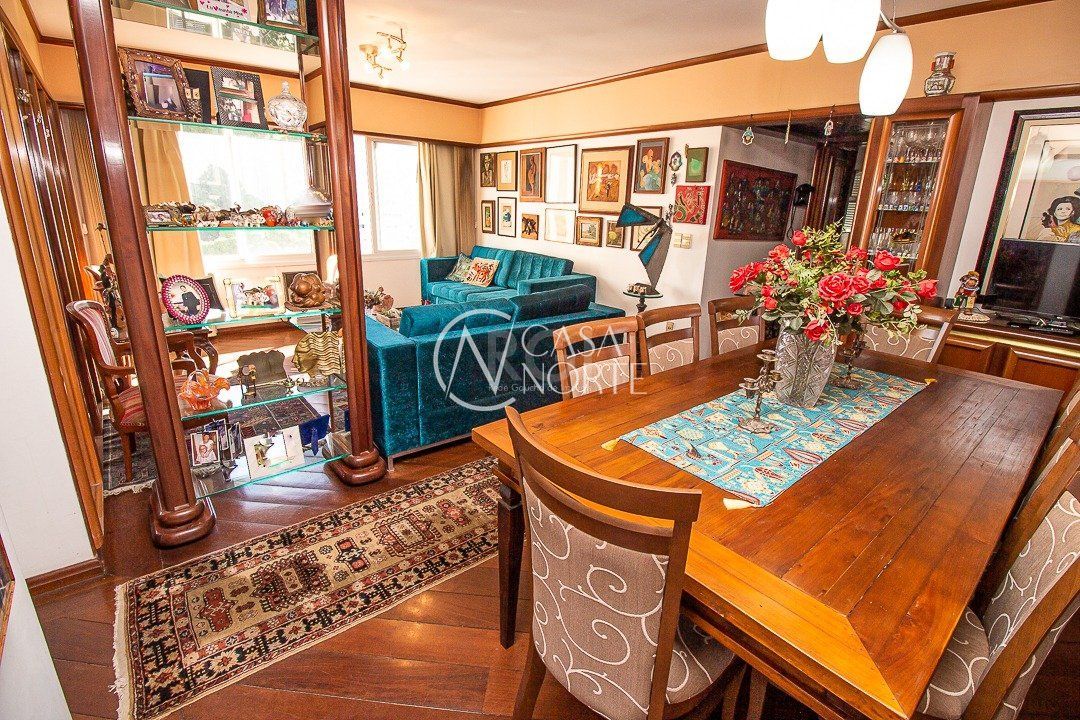 Apartamento à venda com 3 quartos, 108m², 1 vaga, Rua Vinte e Quatro de Outubro no bairro Moinhos de Vento em Porto Alegre