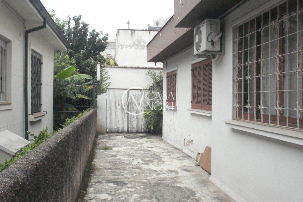 Terreno à venda  com 359m², Rua Portugal no bairro São João em Porto Alegre