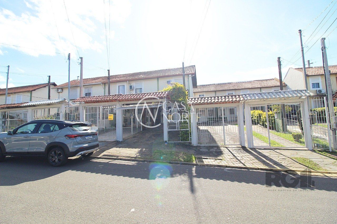 Casa de Condomínio à venda com 2 quartos, 89m², 1 vaga, Avenida Juca Batista no bairro Hípica em Porto Alegre