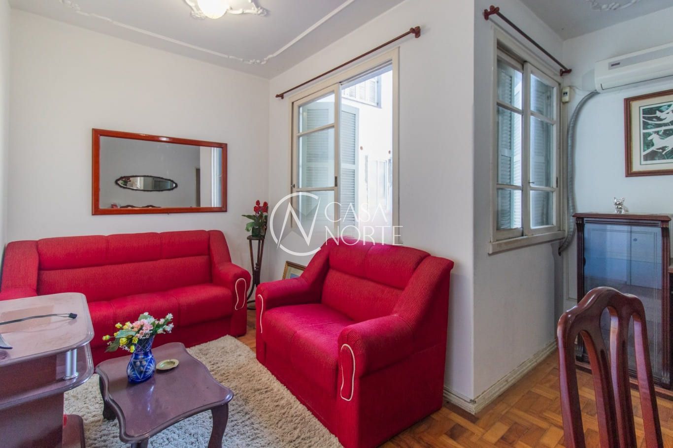 Apartamento à venda com 2 quartos, 77m², Rua Santana no bairro Farroupilha em Porto Alegre