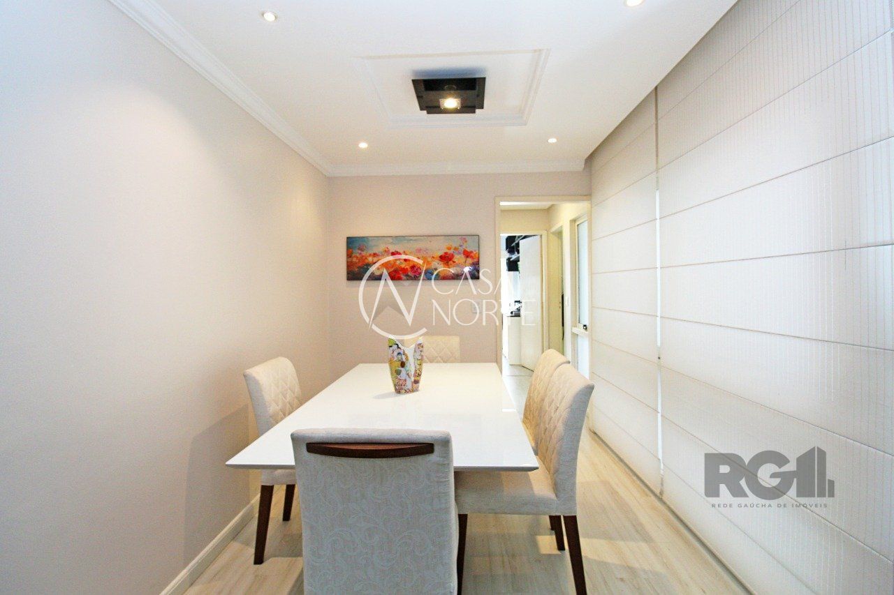 Apartamento à venda com 2 quartos, 84m², 1 suíte, Rua Felipe Camarao no bairro Rio Branco em Porto Alegre