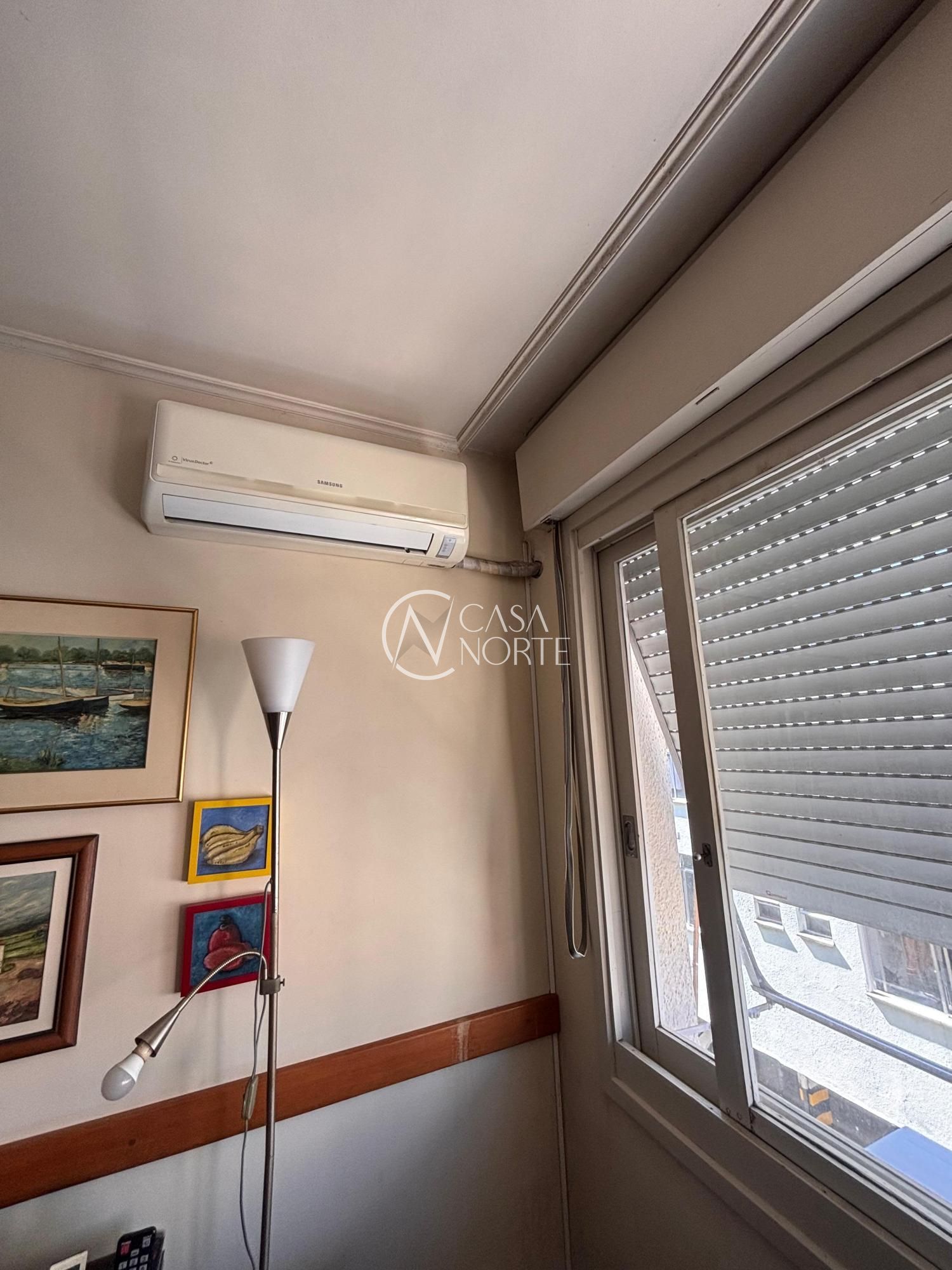 Apartamento à venda com 2 quartos, 70m², 1 vaga, Rua Dona Eugênia no bairro Santa Cecília em Porto Alegre