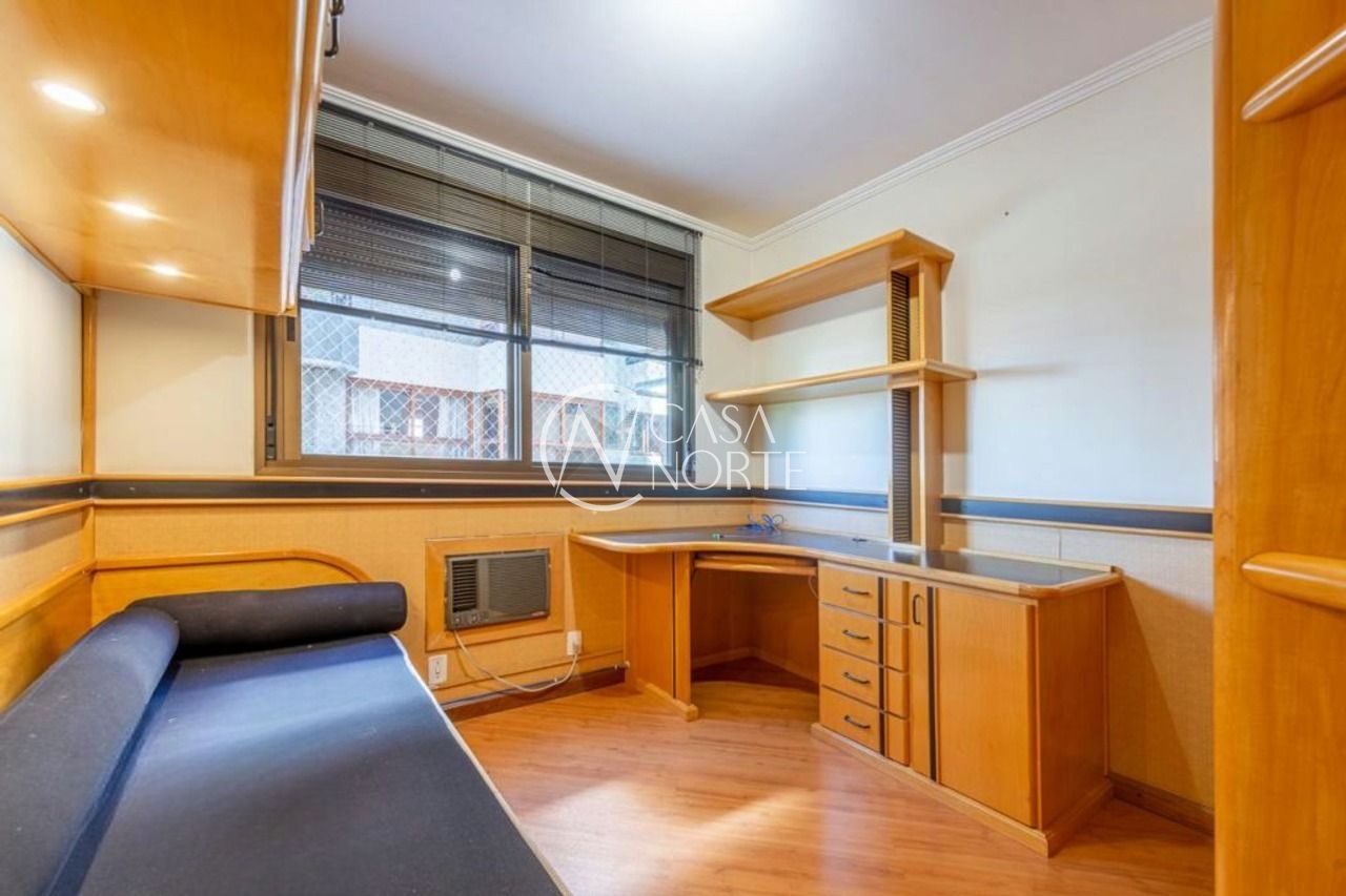 Apartamento à venda com 3 quartos, 118m², 1 suíte, 1 vaga, Rua Desembargador Alves Nogueira no bairro Petrópolis em Porto Alegre