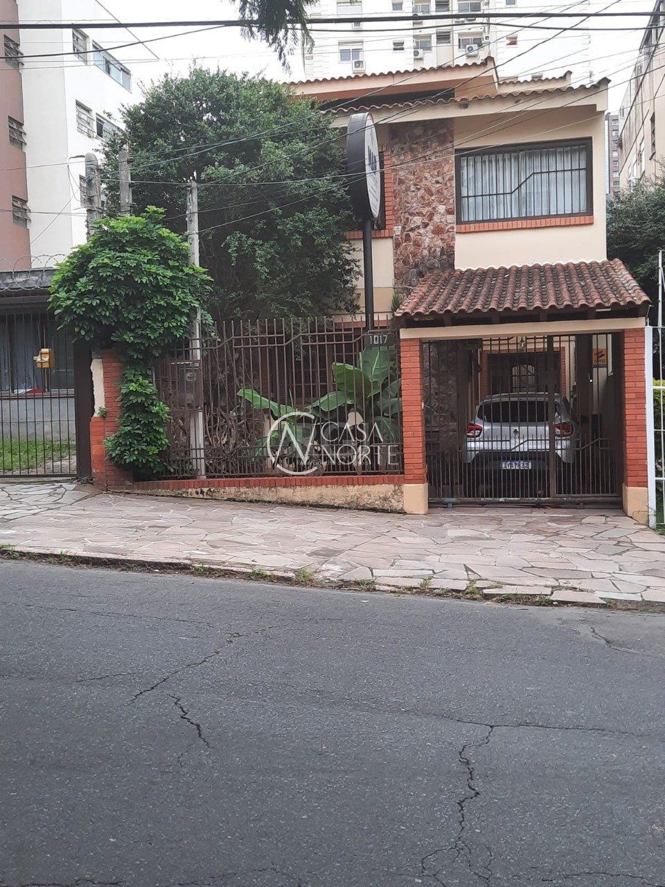 Casa à venda com 5 quartos, 347m², 2 suítes, 3 vagas, Rua Coronel Feijo no bairro São João em Porto Alegre