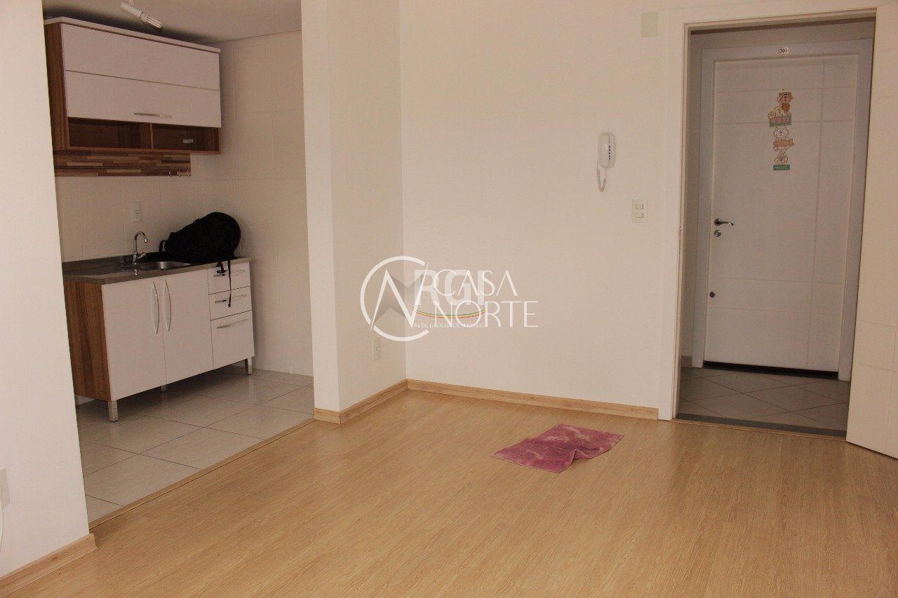 Apartamento à venda com 2 quartos, 56m², 1 suíte, 1 vaga, Rua Frei Germano no bairro Partenon em Porto Alegre