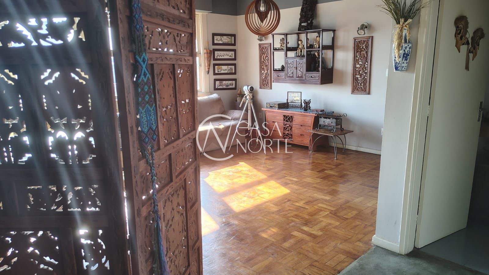 Apartamento à venda com 3 quartos, 159m², Avenida Osvaldo Aranha no bairro Bom Fim em Porto Alegre