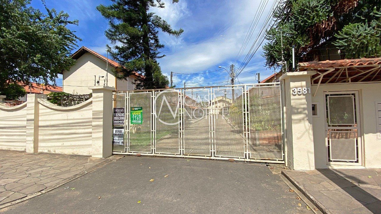 Sobrado à venda com 2 quartos, 86m², 1 suíte, 1 vaga, Avenida Juca Batista no bairro Hípica em Porto Alegre