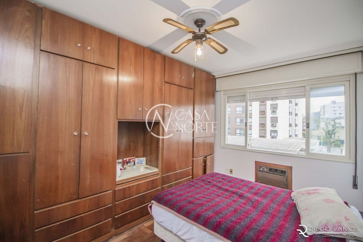 Apartamento à venda com 3 quartos, 96m², 1 vaga, Avenida Getúlio Vargas no bairro Menino Deus em Porto Alegre