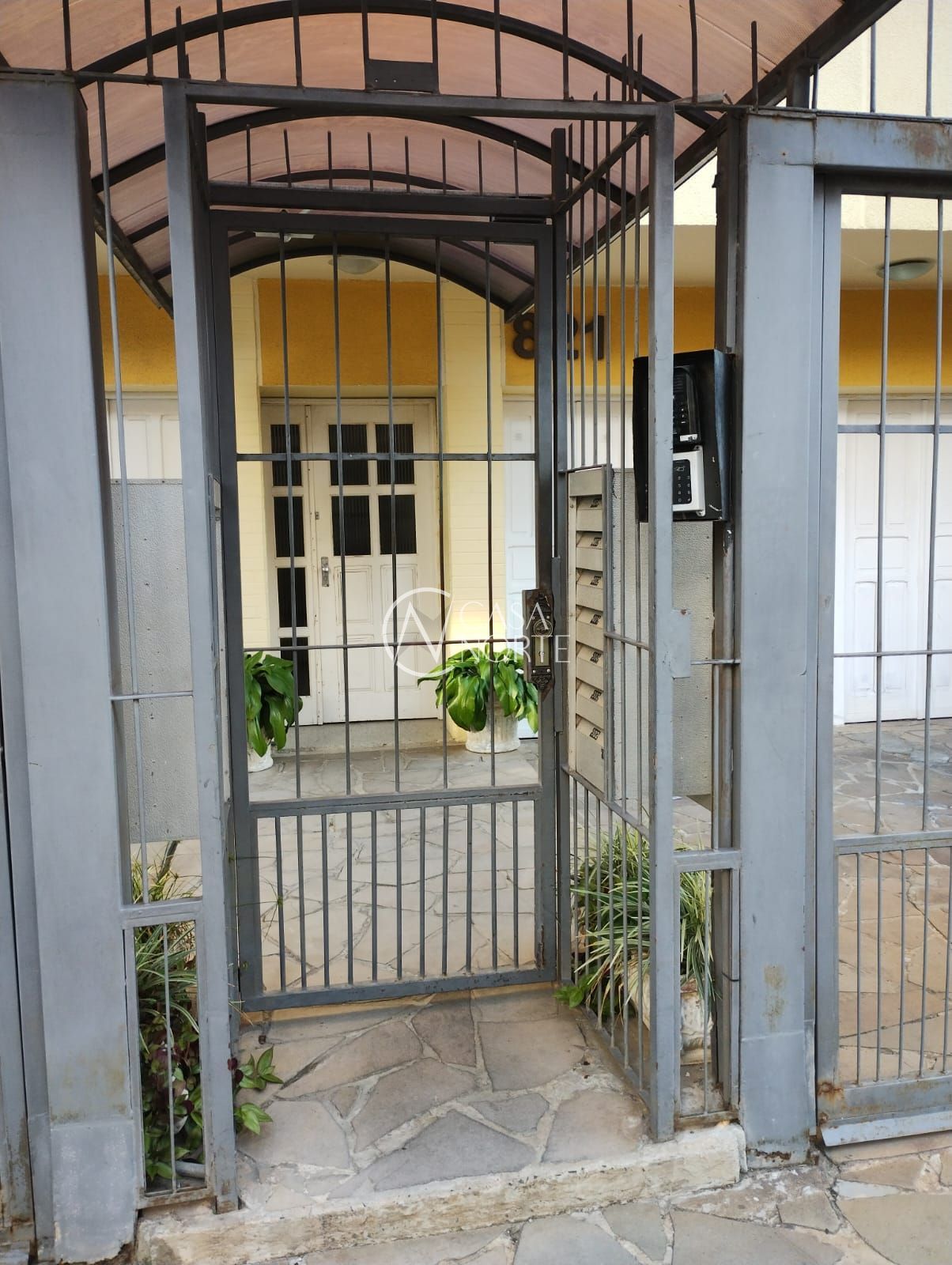 Apartamento à venda com 2 quartos, 60m², Rua Dezessete de Junho no bairro Menino Deus em Porto Alegre