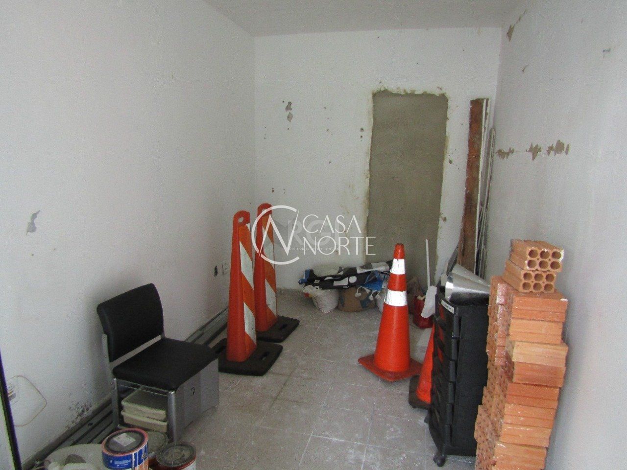 Apartamento à venda com 7 quartos, 268m², 2 vagas, Rua Souza Lobo no bairro Vila Jardim em Porto Alegre