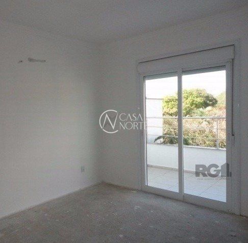 Casa à venda com 3 quartos, 159m², 1 suíte, 2 vagas, Rua Francelicio Porto no bairro Jardim Sabará em Porto Alegre