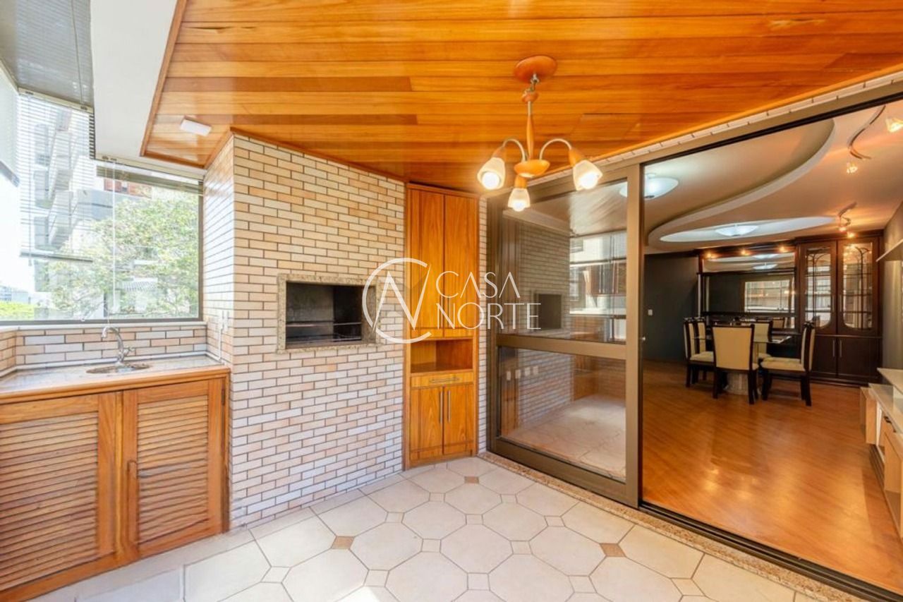 Apartamento à venda com 3 quartos, 118m², 1 suíte, 1 vaga, Rua Desembargador Alves Nogueira no bairro Petrópolis em Porto Alegre