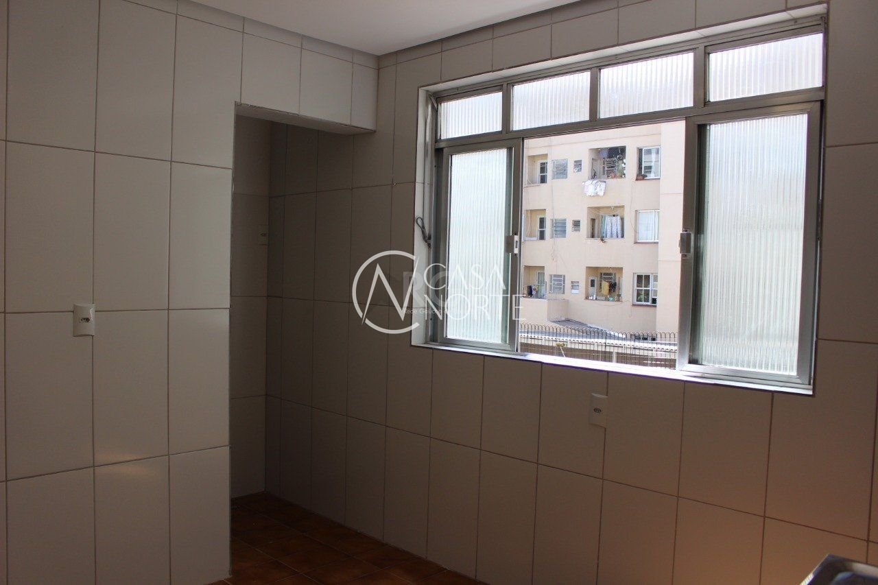 Apartamento à venda com 2 quartos, 56m², Avenida da Azenha no bairro Azenha em Porto Alegre