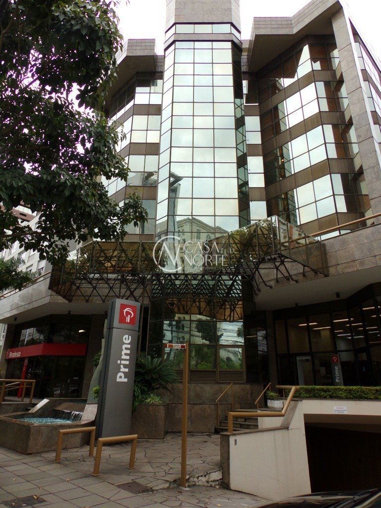 Sala Comercial à venda com 1 quarto, 46m², 1 vaga, Avenida Carlos Gomes no bairro Auxiliadora em Porto Alegre