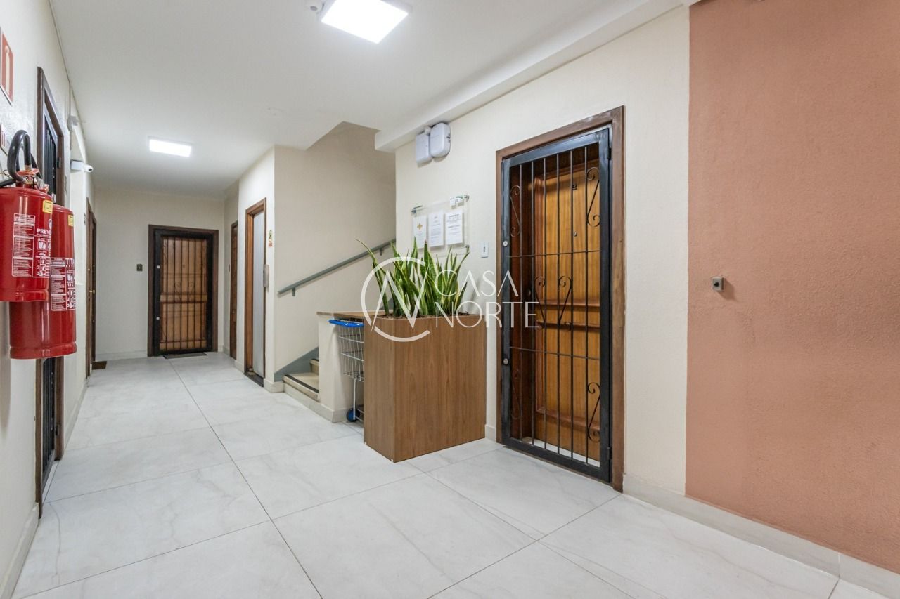 Apartamento à venda com 3 quartos, 110m², Avenida Jerônimo de Ornelas no bairro Santana em Porto Alegre