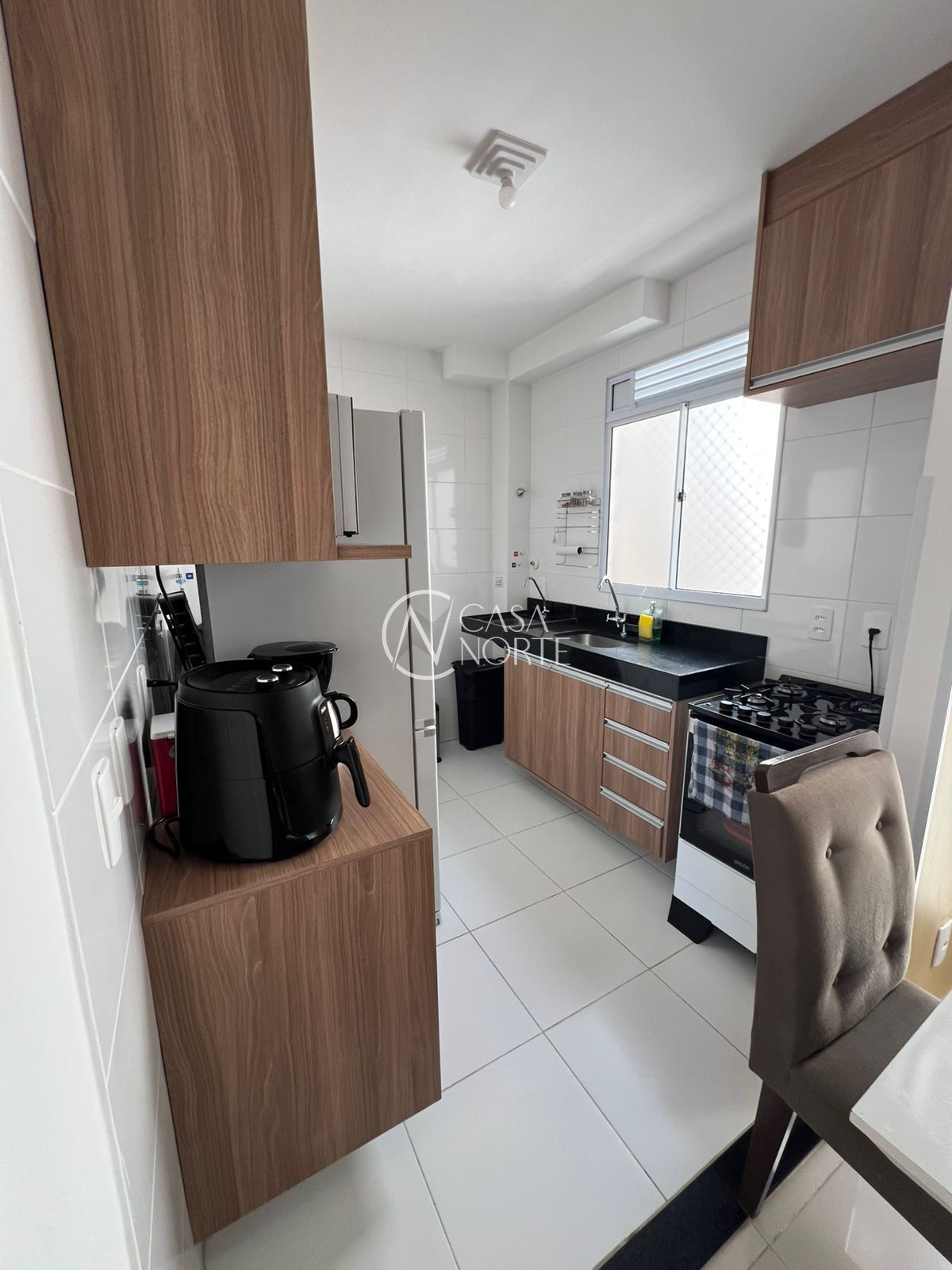 Apartamento à venda com 2 quartos, 46m², 1 vaga, Rua Sete Mil e Oito no bairro Restinga em Porto Alegre