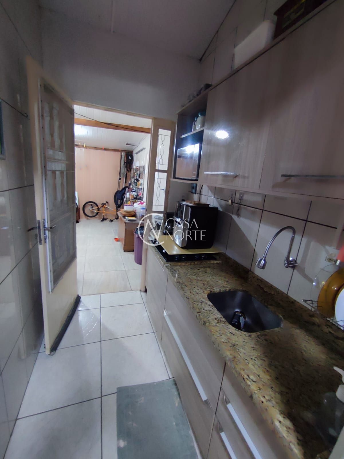 Casa à venda com 2 quartos, 59m², 1 vaga, Rua Carlos Maximiliano Fayet no bairro Hípica em Porto Alegre