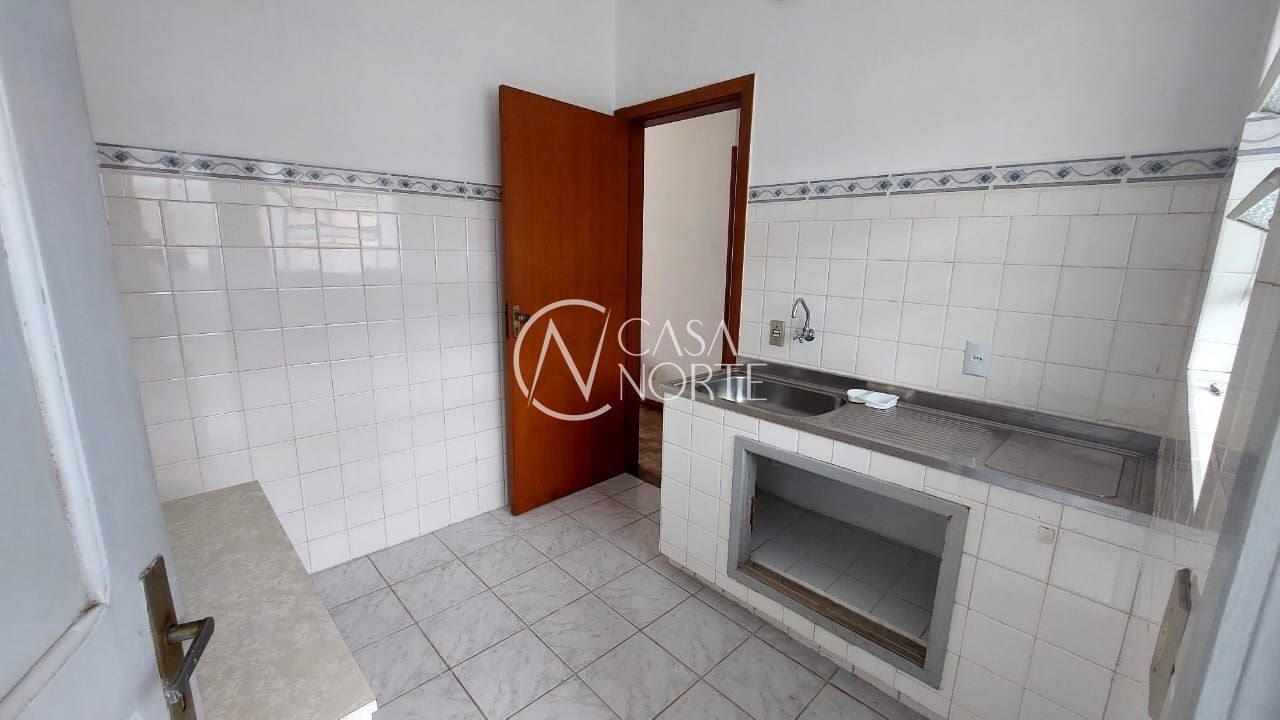 Apartamento à venda com 2 quartos, 59m², 1 vaga, Rua Cássio de Medeiros no bairro Tristeza em Porto Alegre
