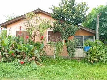 Casa à venda com 2 quartos, 100m², 5 vagas, Rua Cambuim do Varejão no bairro Lami em Porto Alegre