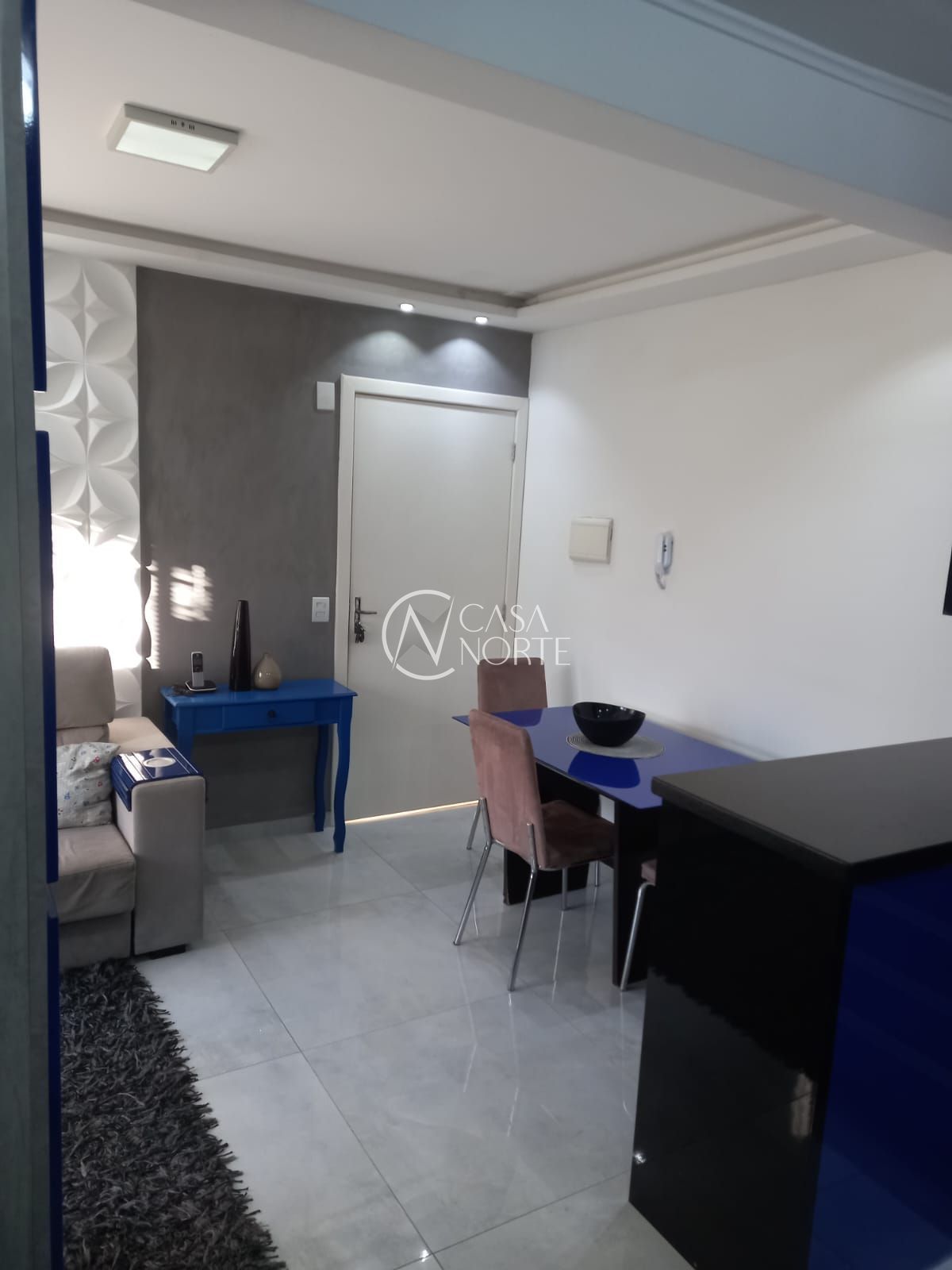 Apartamento à venda com 2 quartos, 50m², 1 vaga, Rua Joaquim de Carvalho no bairro Vila Nova em Porto Alegre