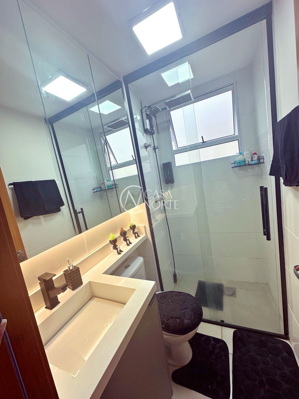 Apartamento à venda com 2 quartos, 40m², 1 suíte, 1 vaga, Avenida Protásio Alves no bairro Morro Santana em Porto Alegre