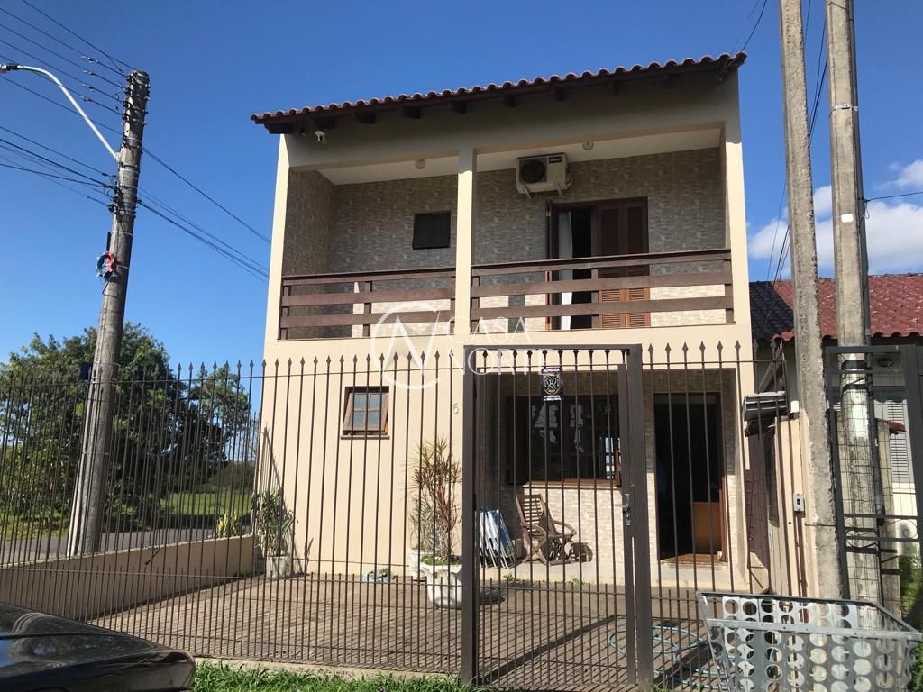 Casa à venda com 3 quartos, 127m², 1 suíte, 1 vaga, Rua Marcelo Küfner no bairro Hípica em Porto Alegre