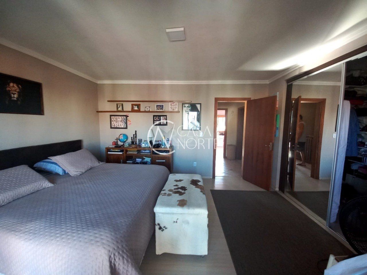 Sobrado à venda com 3 quartos, 200m², 1 suíte, 2 vagas, Rua Attilio Bettio no bairro Aberta dos Morros em Porto Alegre