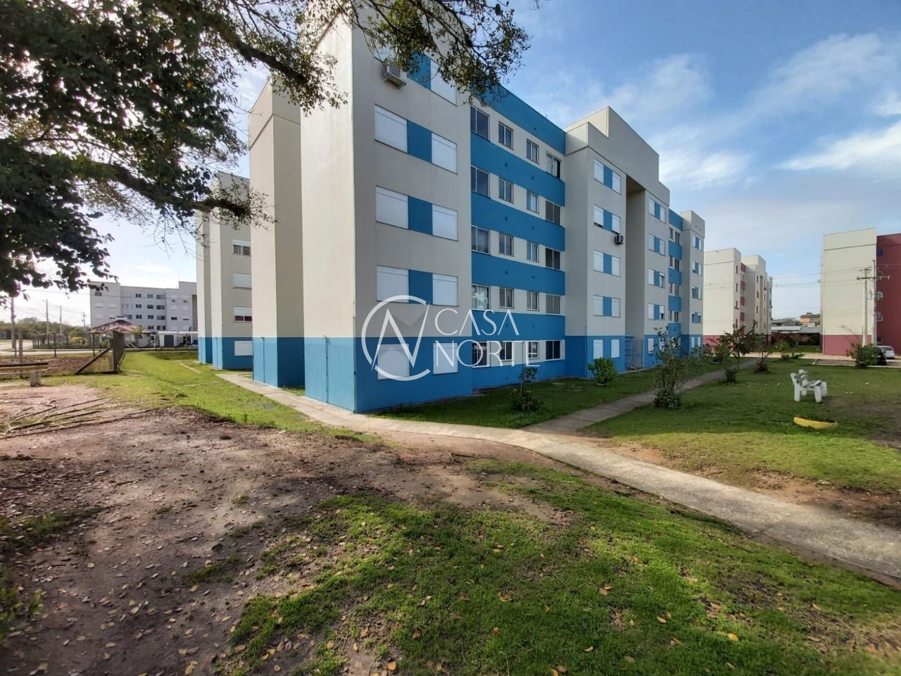 Apartamento à venda com 2 quartos, 51m², 1 vaga, Avenida Juca Batista no bairro Hípica em Porto Alegre