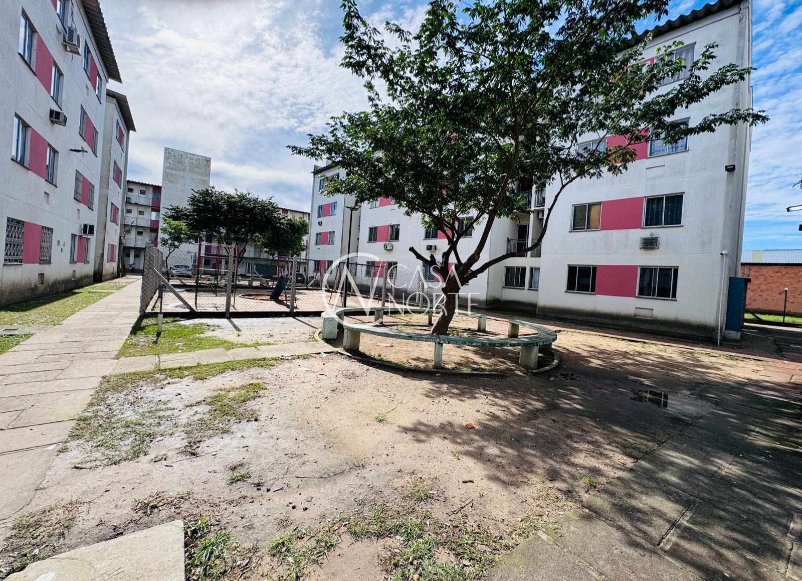 Apartamento à venda com 2 quartos, 45m², 1 vaga, Estrada Barro Vermelho no bairro Restinga em Porto Alegre