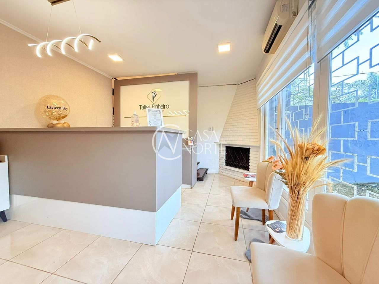 Ponto Comercial à venda com 5 quartos, 200m², 3 vagas, Rua Tupã no bairro Vila Assunção em Porto Alegre