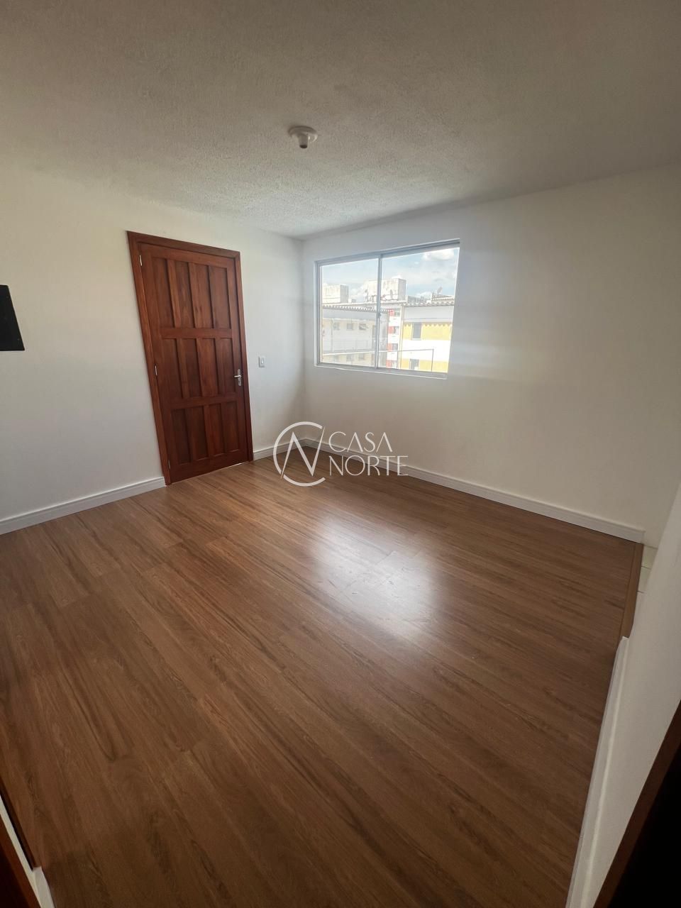 Apartamento à venda com 2 quartos, 30m², 1 vaga, Estrada Barro Vermelho no bairro Restinga em Porto Alegre