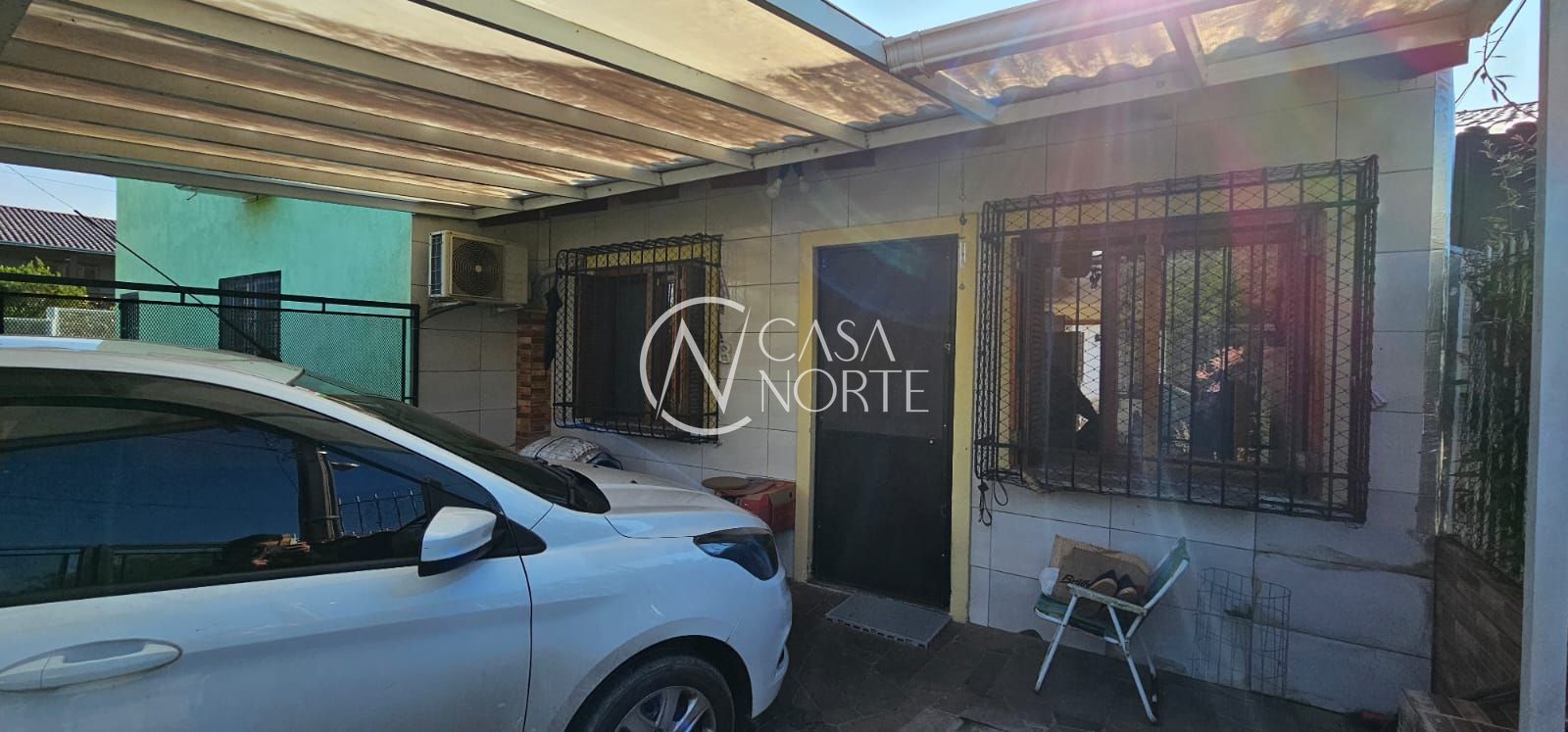 Casa à venda com 2 quartos, 100m², 1 vaga, Avenida Alcibiades Martins da Rocha no bairro Aberta dos Morros em Porto Alegre