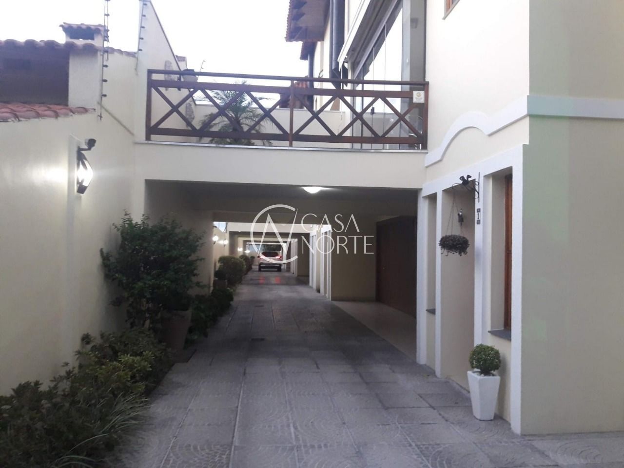 Casa de Condomínio à venda com 3 quartos, 191m², 1 suíte, 2 vagas, Rua Landel de Moura no bairro Tristeza em Porto Alegre