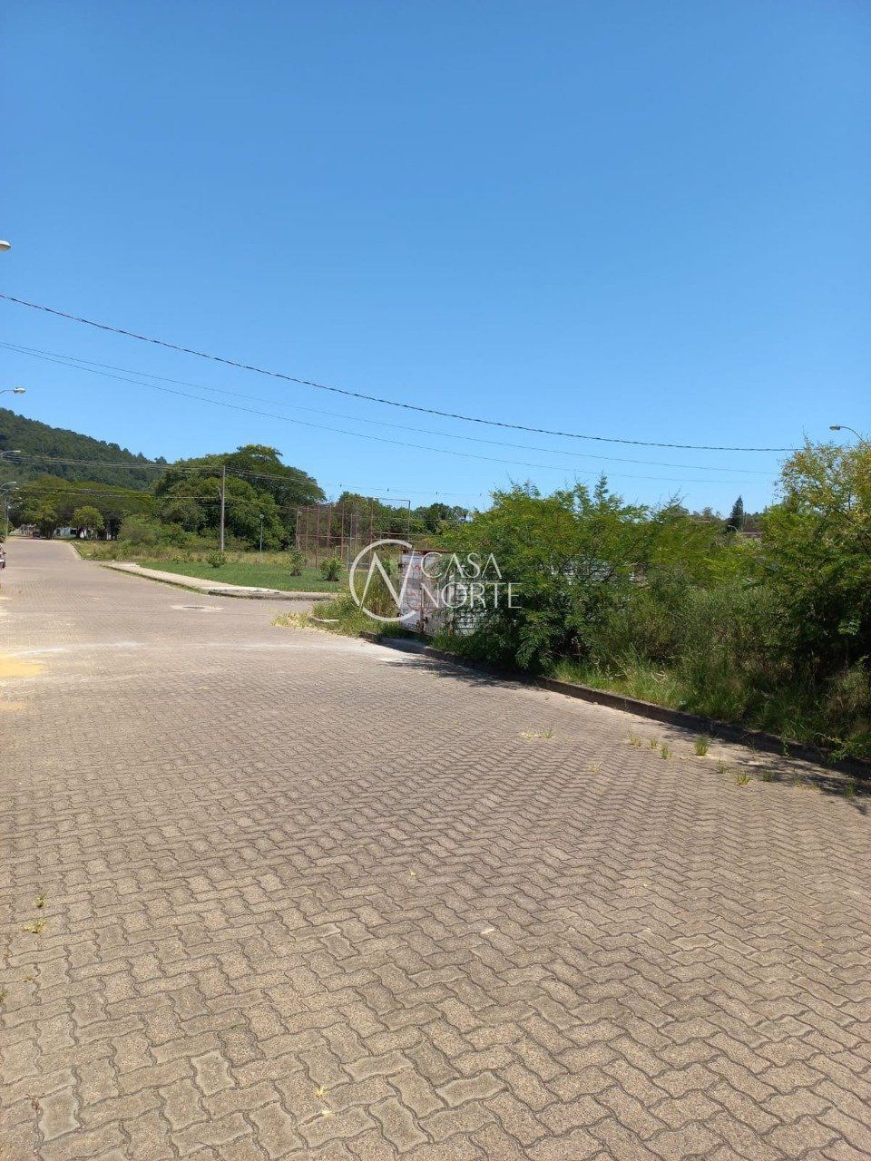 Terreno à venda  com 150m², Rua Álvaro Pedro da Rosa no bairro Aberta dos Morros em Porto Alegre