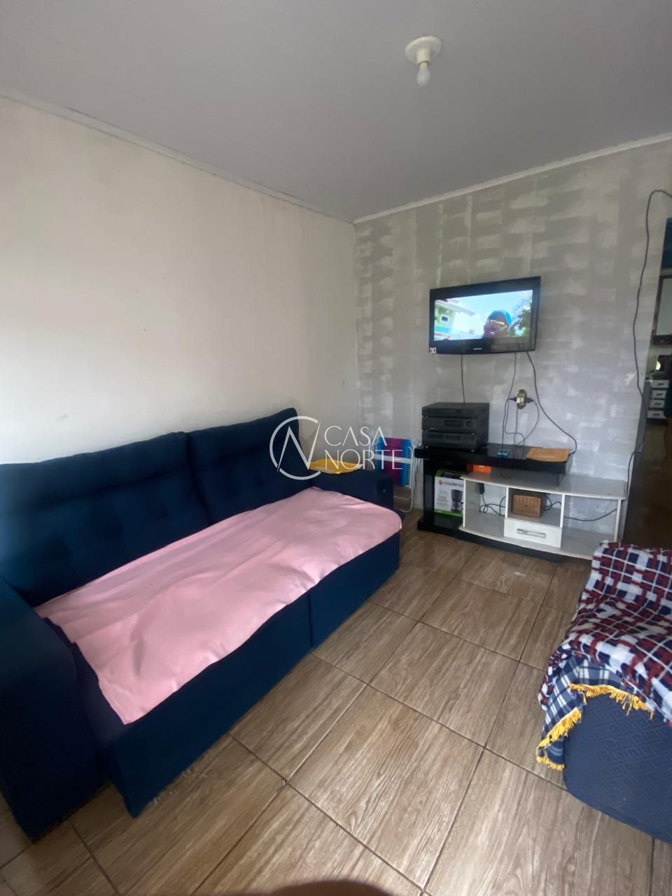 Casa à venda com 4 quartos, 70m², 1 suíte, 2 vagas, Acesso J no bairro Restinga em Porto Alegre