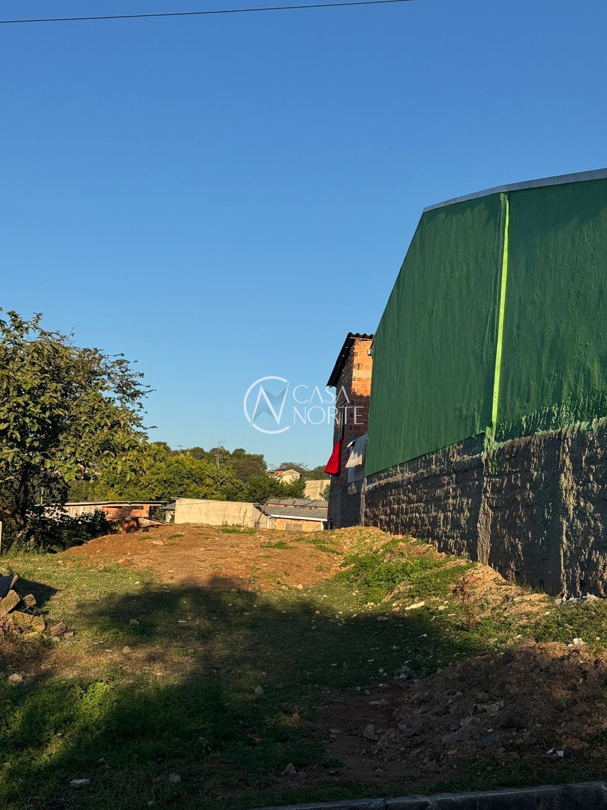 Terreno à venda  com 164m², Rua Três Mil Setecentos e Setenta e Oito no bairro Lomba do Pinheiro em Porto Alegre