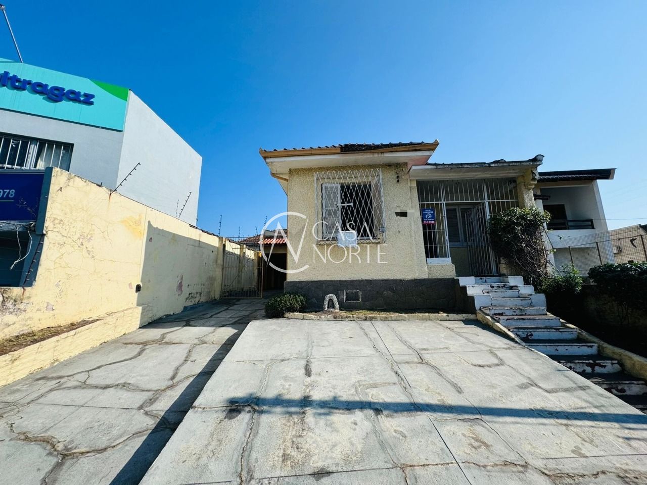 Casa à venda com 2 quartos, 100m², 3 vagas, Avenida Professor Oscar Pereira no bairro Cascata em Porto Alegre